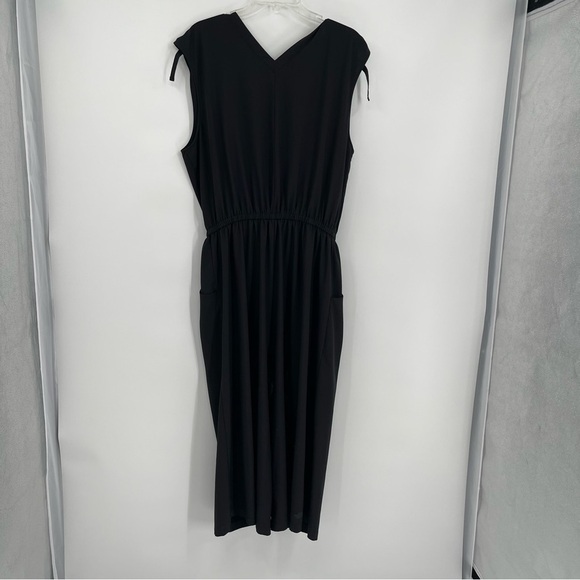 The North Face Women’s Black Sleeveless Jumpsuit Button Front V Neck Size XL - Picture 9 of 12